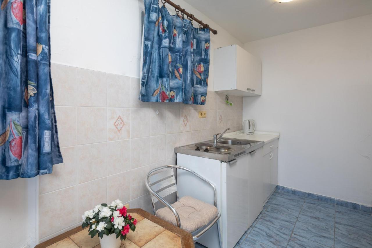 Beach Apartments "Bili Cvitak" Duce Exterior photo