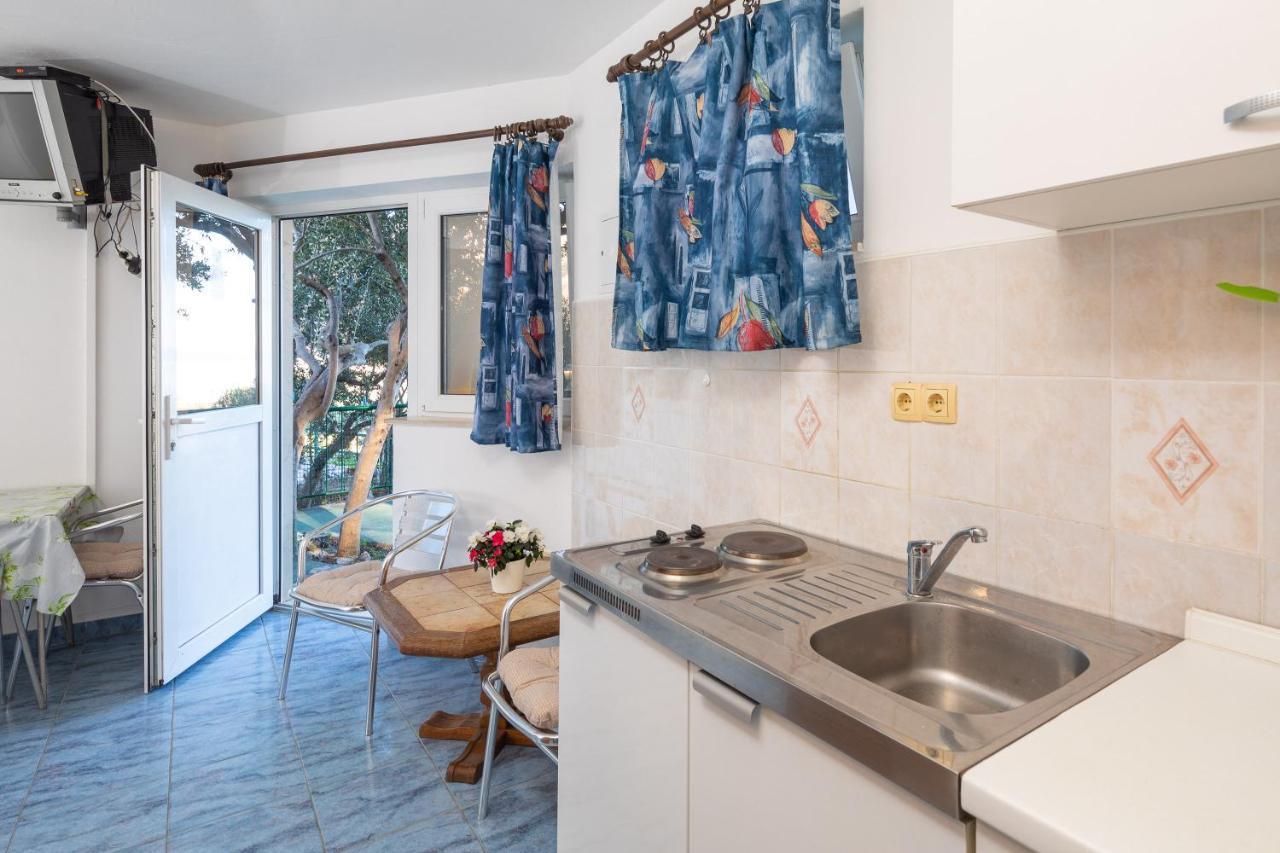 Beach Apartments "Bili Cvitak" Duce Exterior photo