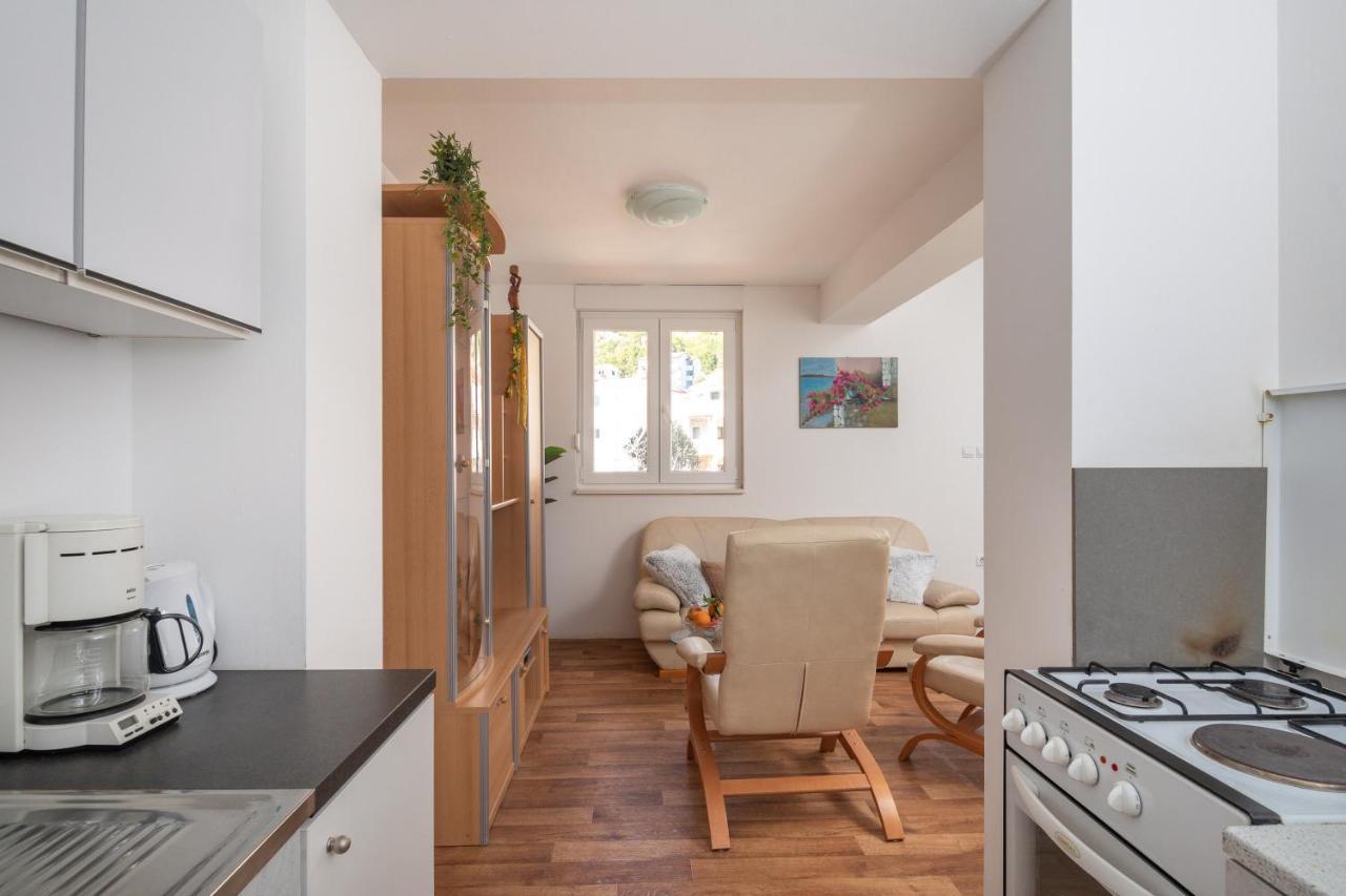 Beach Apartments "Bili Cvitak" Duce Exterior photo