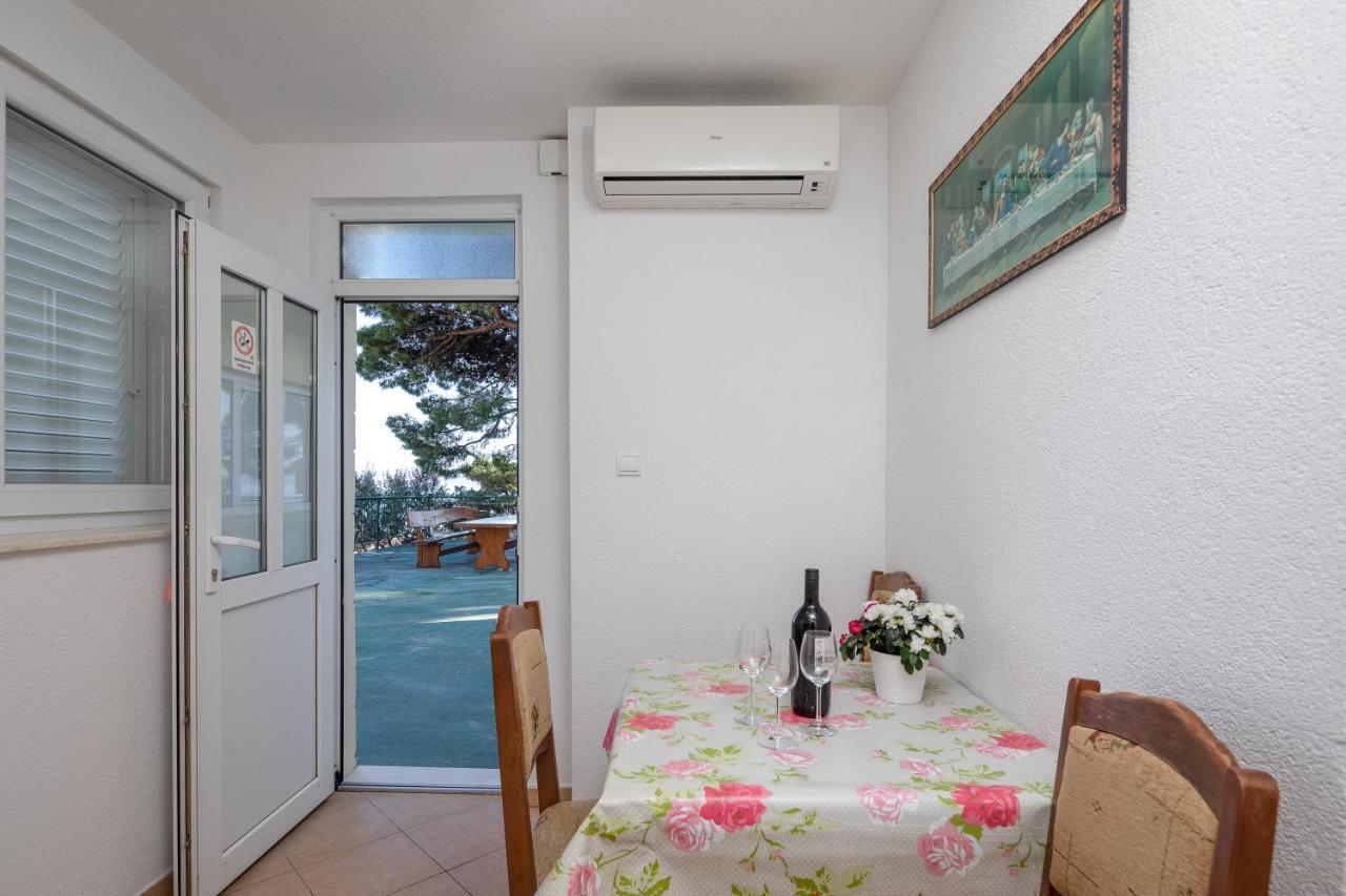Beach Apartments "Bili Cvitak" Duce Exterior photo